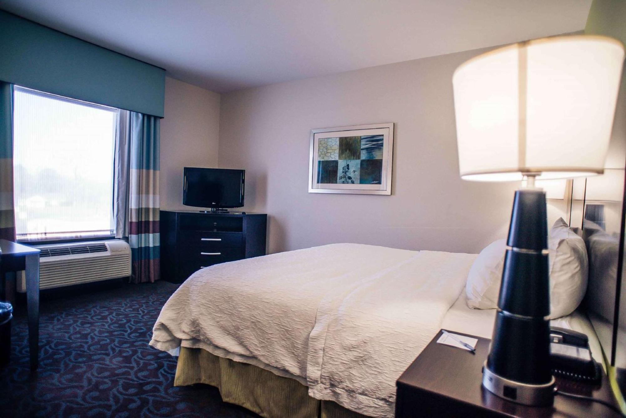 Hampton Inn - Monticello Екстериор снимка