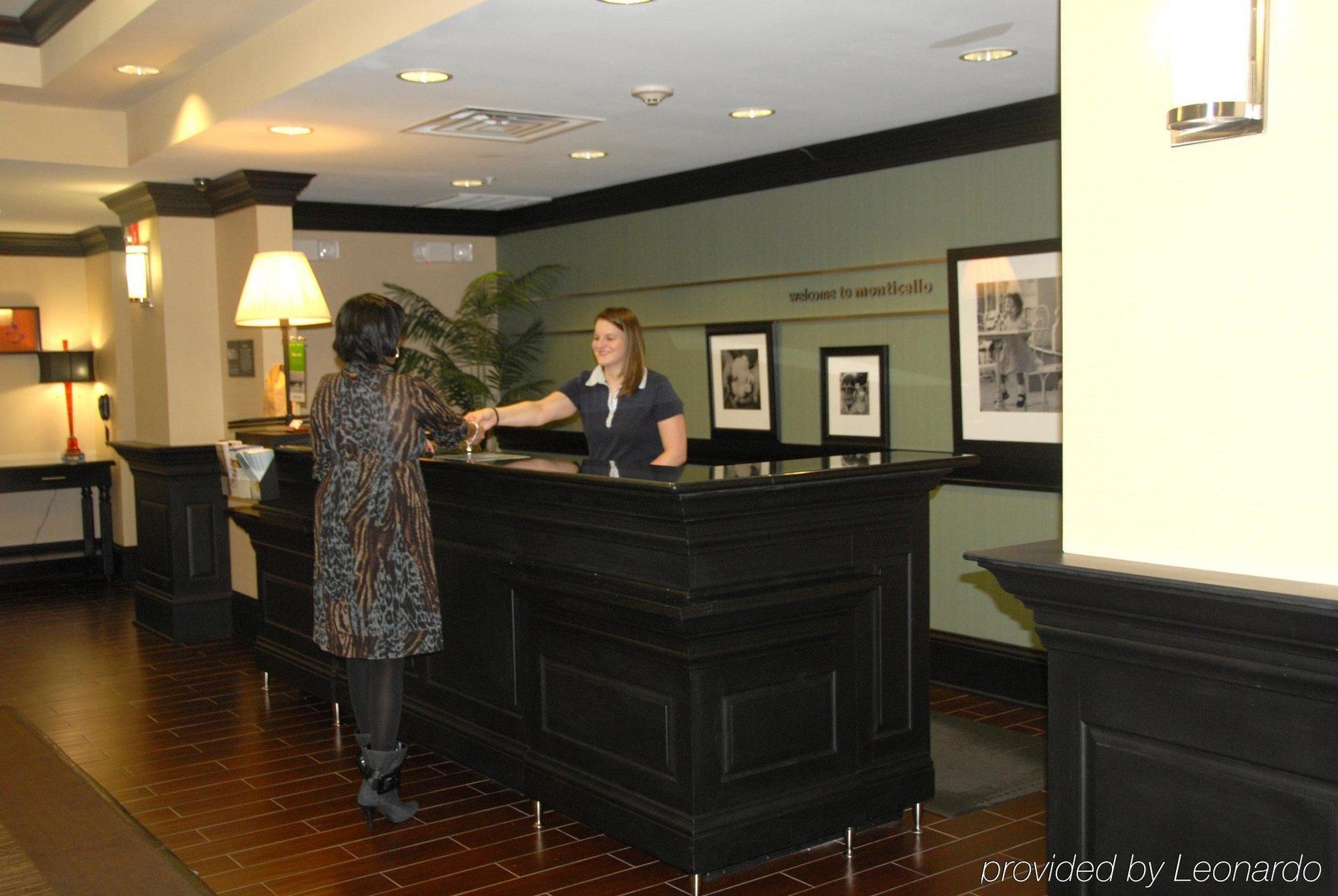 Hampton Inn - Monticello Интериор снимка