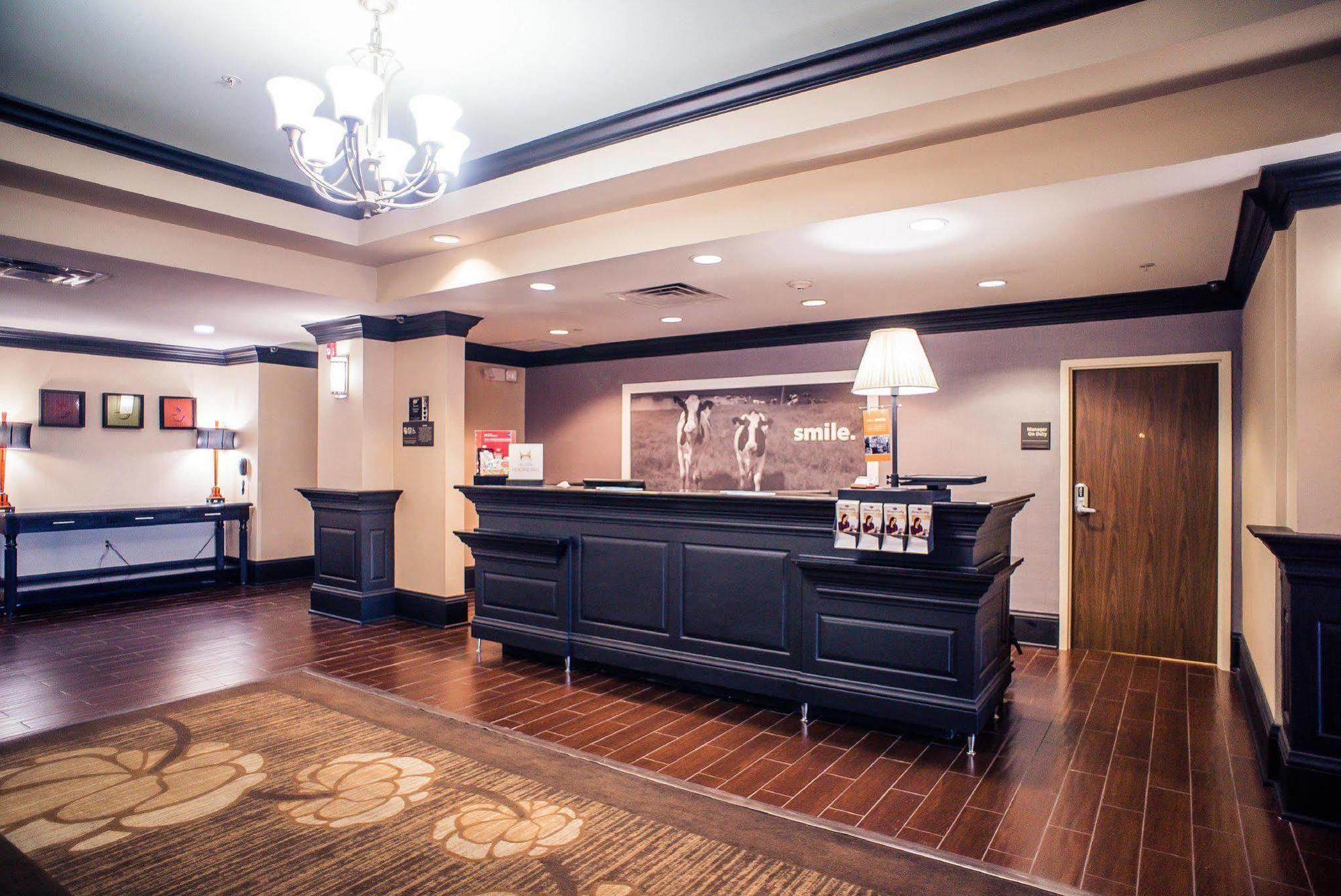Hampton Inn - Monticello Екстериор снимка